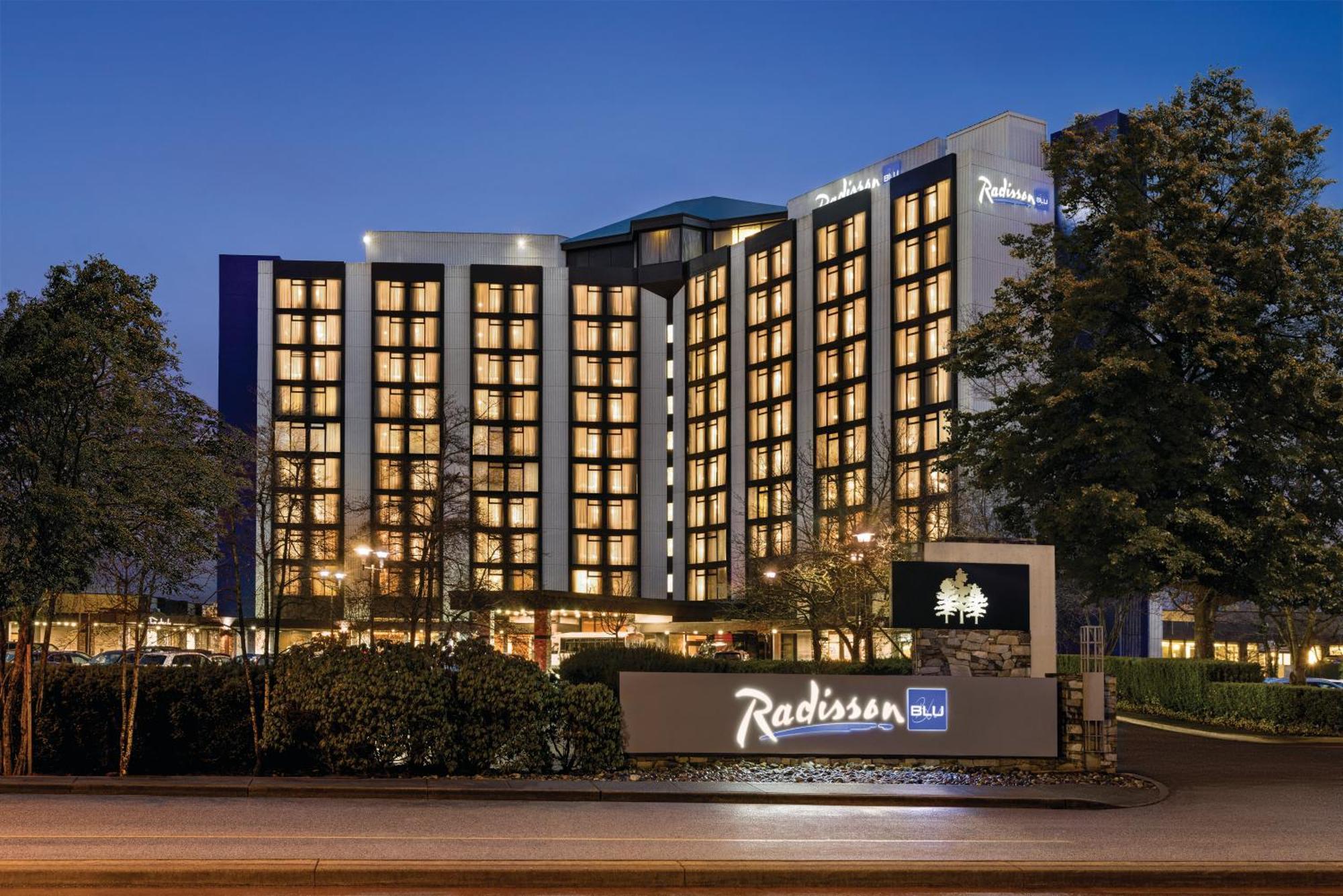 Radisson Blu Vancouver Airport Hotel & Marina Richmond Exterior foto